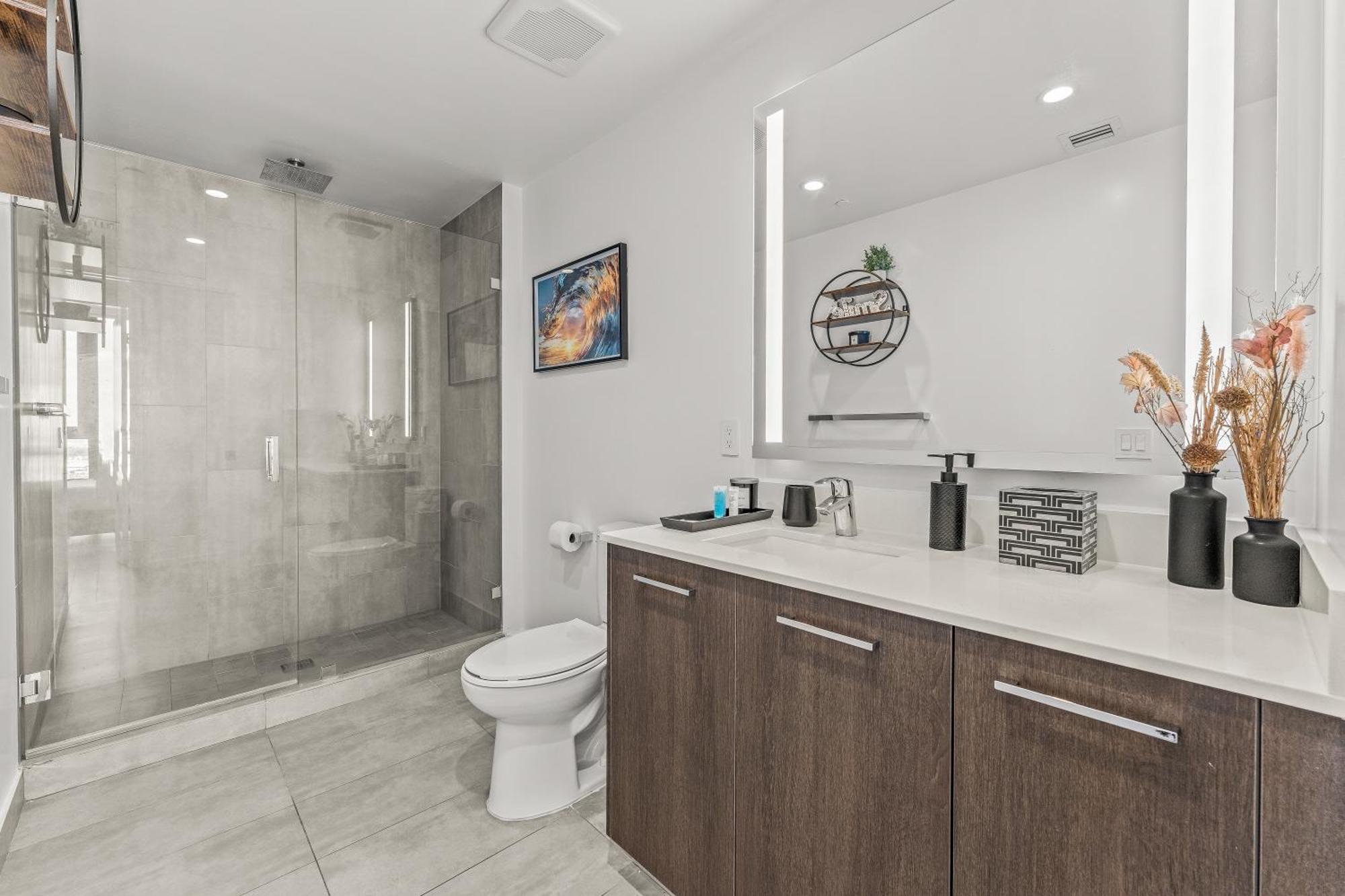 Tr Miami 2 Bedroom, 1 Bedroom, And Studio Condos With Balconies Exterior foto