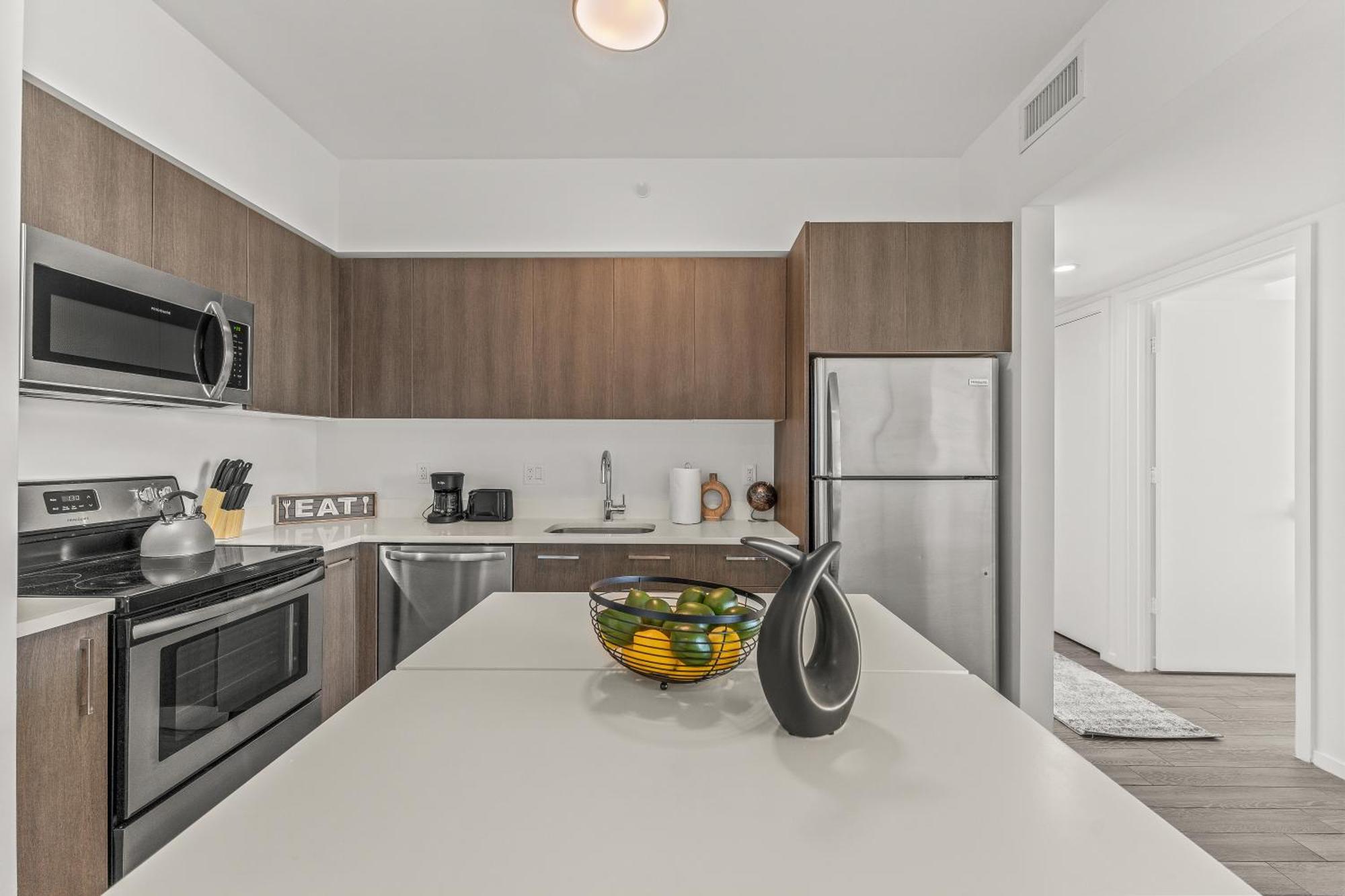 Tr Miami 2 Bedroom, 1 Bedroom, And Studio Condos With Balconies Exterior foto