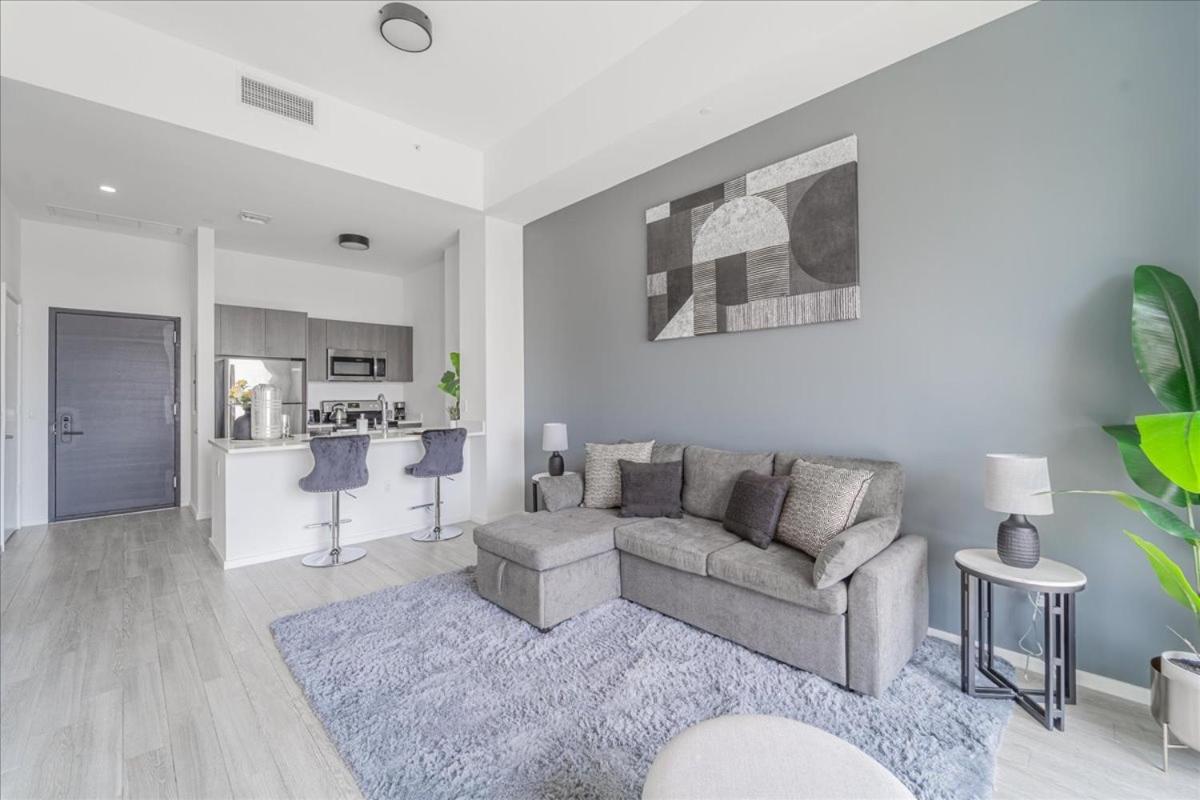 Tr Miami 2 Bedroom, 1 Bedroom, And Studio Condos With Balconies Exterior foto